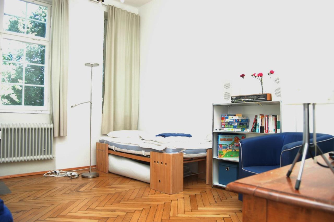 Apartamento Altes Schulhaus Argenbuhl Exterior foto