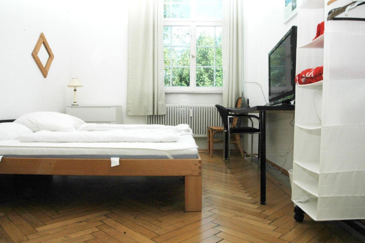 Apartamento Altes Schulhaus Argenbuhl Exterior foto